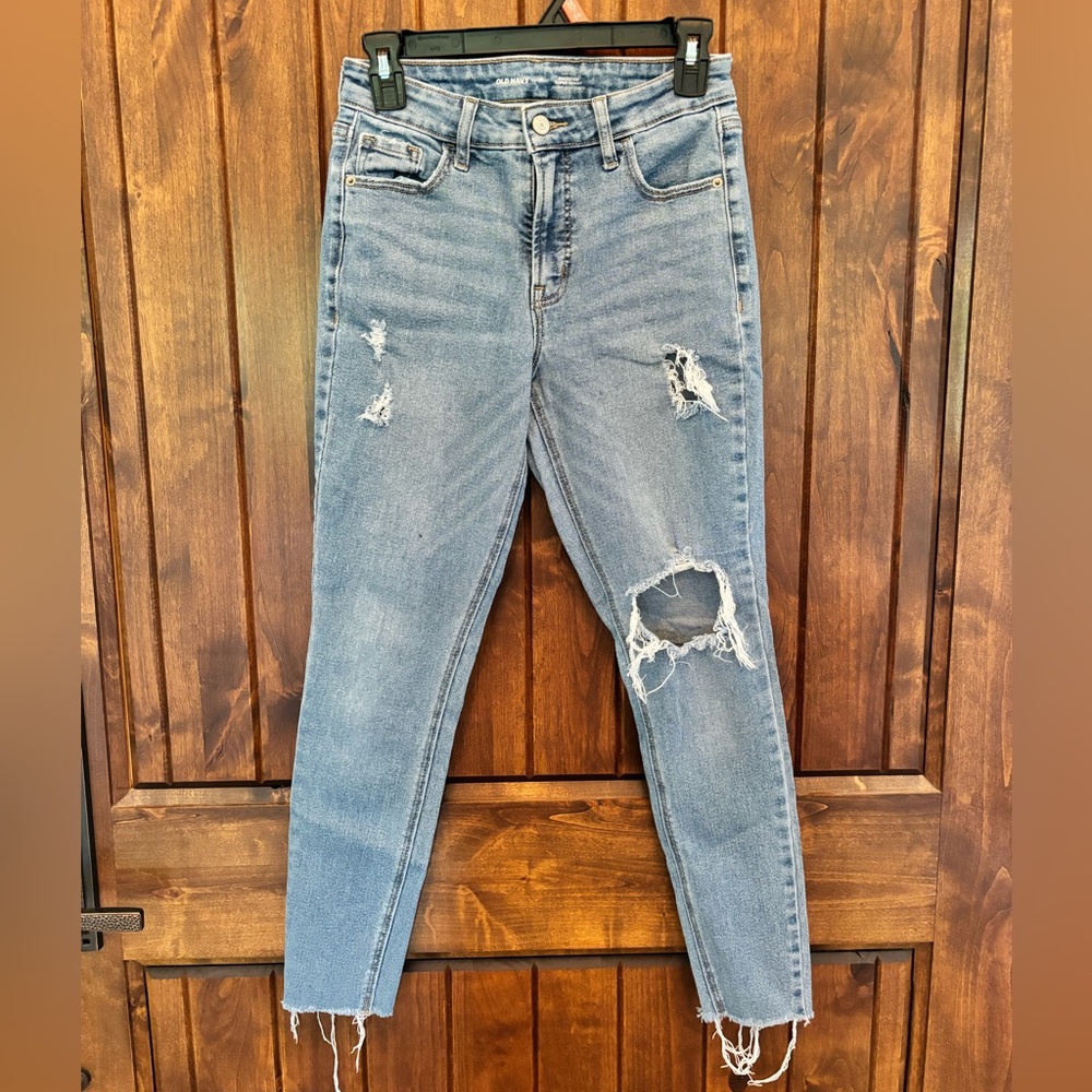 Women’s High-Waisted Super Skinny Ripped Jeans